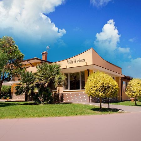 Hotel Villa Aurora Latina Kültér fotó