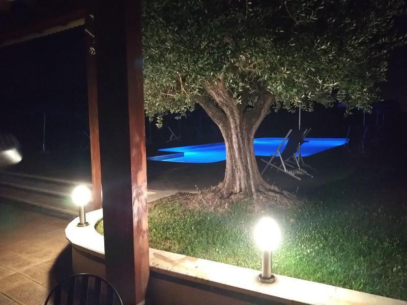 Hotel Villa Aurora Latina Kültér fotó