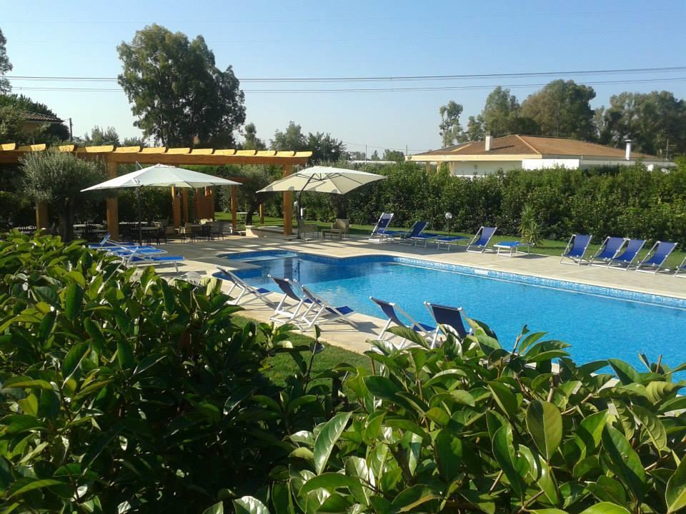 Hotel Villa Aurora Latina Kültér fotó
