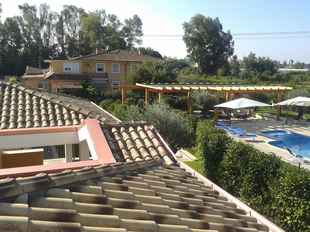 Hotel Villa Aurora Latina Kültér fotó