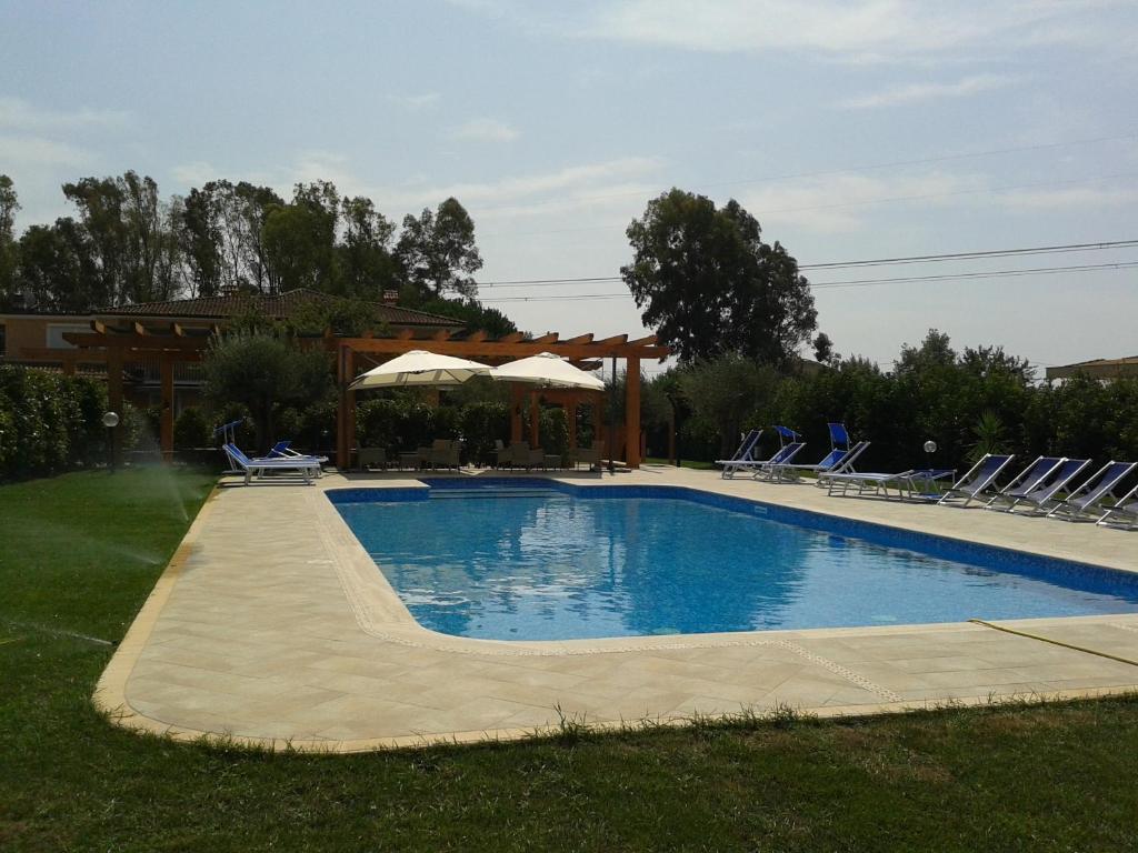 Hotel Villa Aurora Latina Kültér fotó