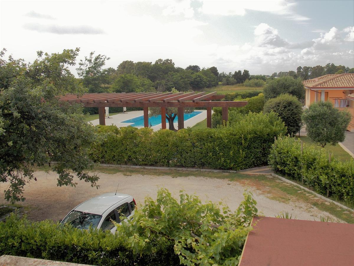 Hotel Villa Aurora Latina Kültér fotó