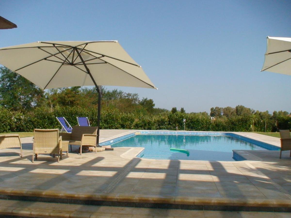 Hotel Villa Aurora Latina Kültér fotó