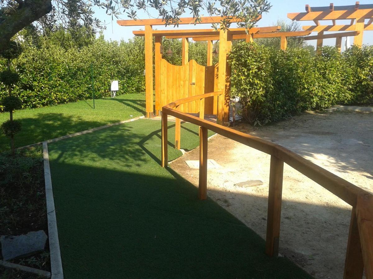 Hotel Villa Aurora Latina Kültér fotó